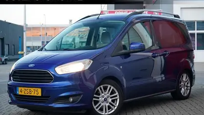 Occasion Ford Tourneo Courier Titanium 101 PK (74 kW) 2015 MPV