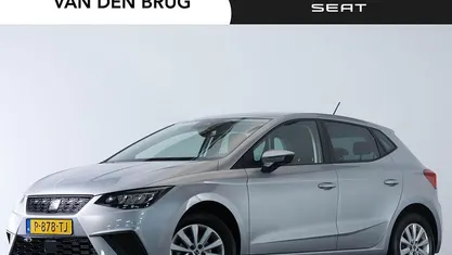 Grijs Gebruikt 2022 Seat Ibiza Business Hatchback | € 16.395 (Eerlijke prijs)