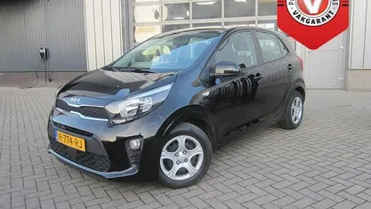 Zwart Gebruikt 2022 Kia Picanto Comfort Hatchback | € 11.450 (Eerlijke prijs)
