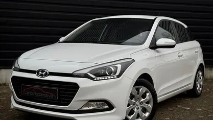 Wit / polar white(bms) Occasion 2018 Hyundai i20 Comfort Hatchback | € 10.950 (Eerlijke prijs)