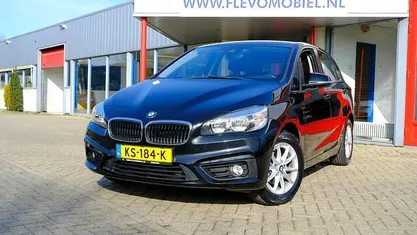 Occasion BMW 216 Executive 102 PK (75 kW) 2016 Zwart Stationwagen