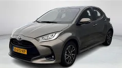 Gebruikt 2023 Toyota Yaris Hybrid Hatchback | € 24.450 (Eerlijke prijs)