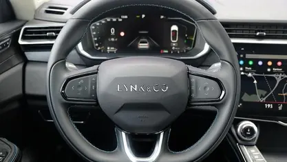 Gebruikt 2023 Lynk & Co 01 SUV | € 28.394 (Eerlijke prijs)