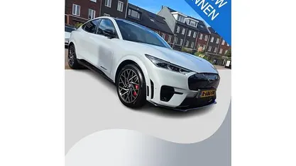 Wit Occasion 2022 Ford Mustang Mach-E GT SUV | € 40.900 (Eerlijke prijs)