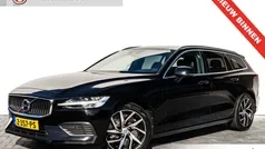 Zwart Gebruikt 2020 Volvo V60 Momentum Stationwagen | € 30.740 (Goede deal)