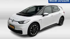 Wit, metallic lak Gebruikt 2022 VW ID.3 Pure Hatchback | € 19.950 (Super prijs)