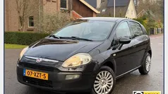 Zwart Gebruikt 2011 Fiat Punto Hatchback | € 2.995 (Eerlijke prijs)