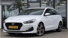 Wit Gebruikt 2019 Hyundai i30 Premium Stationwagen | € 16.995 (Eerlijke prijs)