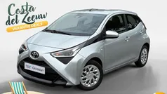 (1e7) Gebruikt 2020 Toyota Aygo X-play Hatchback | € 14.940 (Eerlijke prijs)