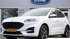 Gebruikt 2023 Ford Kuga ST-Line SUV | € 25.395 (Eerlijke prijs)