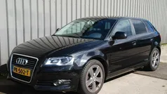 Zwart, metallic lak Gebruikt 2009 Audi A3 Sportback Ambition Hatchback | € 6.999 (Eerlijke prijs)