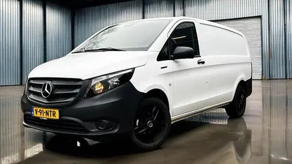 Occasion 2022 Mercedes Vito Van | € 14.940 (Goede deal)