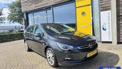 Zwart Gebruikt 2016 Opel Astra Innovation Stationwagen | € 6.290 (Eerlijke prijs)
