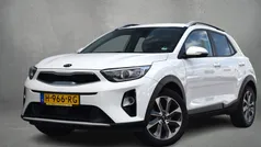 Wit Gebruikt 2020 Kia Stonic SUV | € 14.950 (Eerlijke prijs)