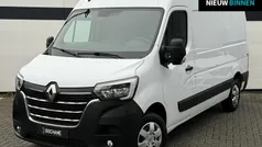 Wit Gebruikt 2022 Renault Master Van | € 19.607 (Eerlijke prijs)