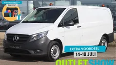 Wit Gebruikt 2023 Mercedes Vito MPV | € 27.945 (Goede deal)