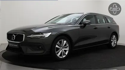 Grijs Occasion 2021 Volvo V60 Momentum Stationwagen | € 28.900 (Eerlijke prijs)