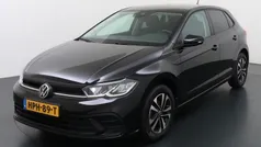 Zwart Gebruikt 2022 VW Polo Highline Hatchback | € 19.995 (Eerlijke prijs)