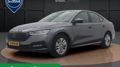 Grijs Gebruikt 2024 Skoda Octavia Ambition Hatchback | € 26.950 (Goede deal)