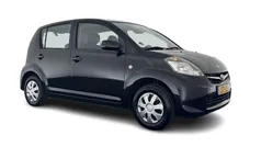Zwart Gebruikt 2009 Subaru Justy Hatchback | € 1.945 (Goede deal)