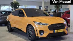 Oranje Gebruikt 2024 Ford Mustang Mach-E GT SUV | € 47.845 (Eerlijke prijs)