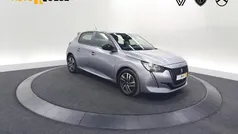 Grijs Gebruikt 2023 Peugeot 208 Active Hatchback | € 19.795 (Eerlijke prijs)