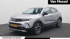Grijs Gebruikt 2023 Opel Mokka Elegance SUV | € 19.940 (Eerlijke prijs)