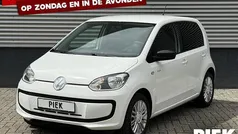 Wit Gebruikt 2014 VW up! Cup Hatchback | € 6.999 (Eerlijke prijs)