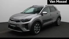 Grijs Gebruikt 2024 Kia Stonic SUV | € 26.400 (Eerlijke prijs)