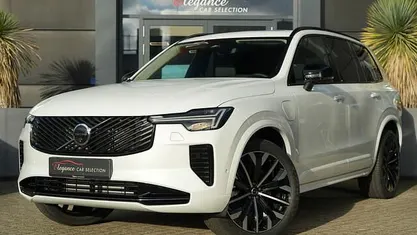 Occasion 2025 Volvo XC90 Plus SUV | € 69.950 (Eerlijke prijs)