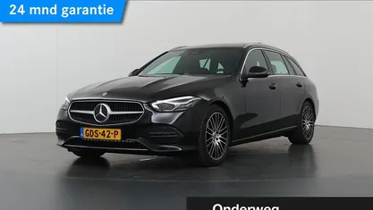 Zwart (metallic) Gebruikt 2024 Mercedes C180 Luxury Stationwagen | € 43.850 (Eerlijke prijs)