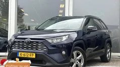 Blauw Gebruikt 2020 Toyota RAV4 SUV | € 22.900 (Eerlijke prijs)
