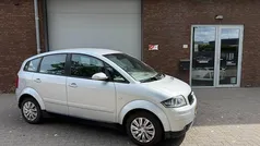 Grijs Gebruikt 2000 Audi A2 Hatchback | € 999 (Eerlijke prijs)
