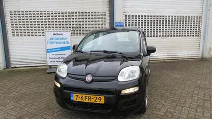 Zwart Gebruikt 2013 Fiat Panda Easy Hatchback | € 3.750 (Goede deal)