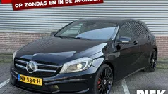 Zwart Gebruikt 2012 Mercedes A250 Ambition Hatchback | € 9.999 (Goede deal)