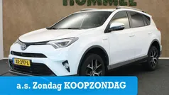 Wit Gebruikt 2018 Toyota RAV4 Hybrid Style SUV | € 25.145 (Eerlijke prijs)