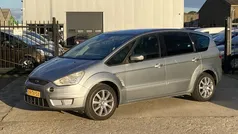 Grijs, metallic lak Gebruikt 2007 Ford S-MAX S MPV | € 2.995 (Eerlijke prijs)