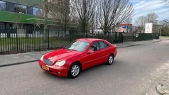 Rood Gebruikt 2003 Mercedes C180 Elegance Sedan | € 1.999 (Eerlijke prijs)
