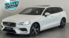 Wit Gebruikt 2021 Volvo V60 Inscription Stationwagen | € 32.235 (Eerlijke prijs)