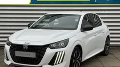 Wit Nieuw 2025 Peugeot 208 Style Hatchback | € 21.940 (Eerlijke prijs)