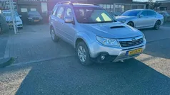 Grijs Gebruikt 2010 Subaru Forester SUV | € 1.750 (Eerlijke prijs)