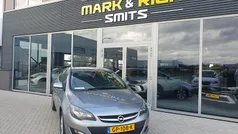 Grijs Gebruikt 2015 Opel Astra Design Edition Hatchback | € 7.950 (Eerlijke prijs)