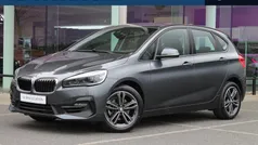 Mineralgrau Gebruikt 2020 BMW 218 Executive Stationwagen | € 21.950 (Goede deal)
