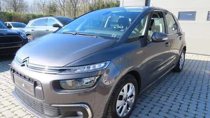Occasion Citroën C4 Feel 131 PK (96 kW) 2020