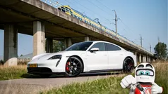 Wit Gebruikt 2023 Porsche Taycan 4S Performance Package Sedan | € 79.000 (Super prijs)