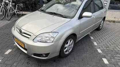 Grijs Gebruikt 2007 Toyota Corolla Hatchback | € 3.999 (Eerlijke prijs)