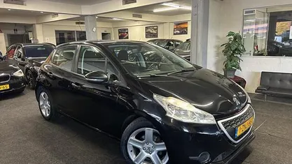 Gebruikt 2014 Peugeot 208 Access Hatchback | € 3.495 (Eerlijke prijs)