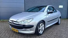 Gebruikt 2002 Peugeot 206 CC Cabriolet | € 1.399 (Eerlijke prijs)