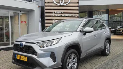 Occasion Toyota RAV4 Hybrid Business Edition 218 PK (160 kW) 2023 Grijs SUV