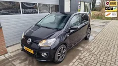 Zwart Gebruikt 2015 VW up! move up! Hatchback | € 6.820 (Eerlijke prijs)